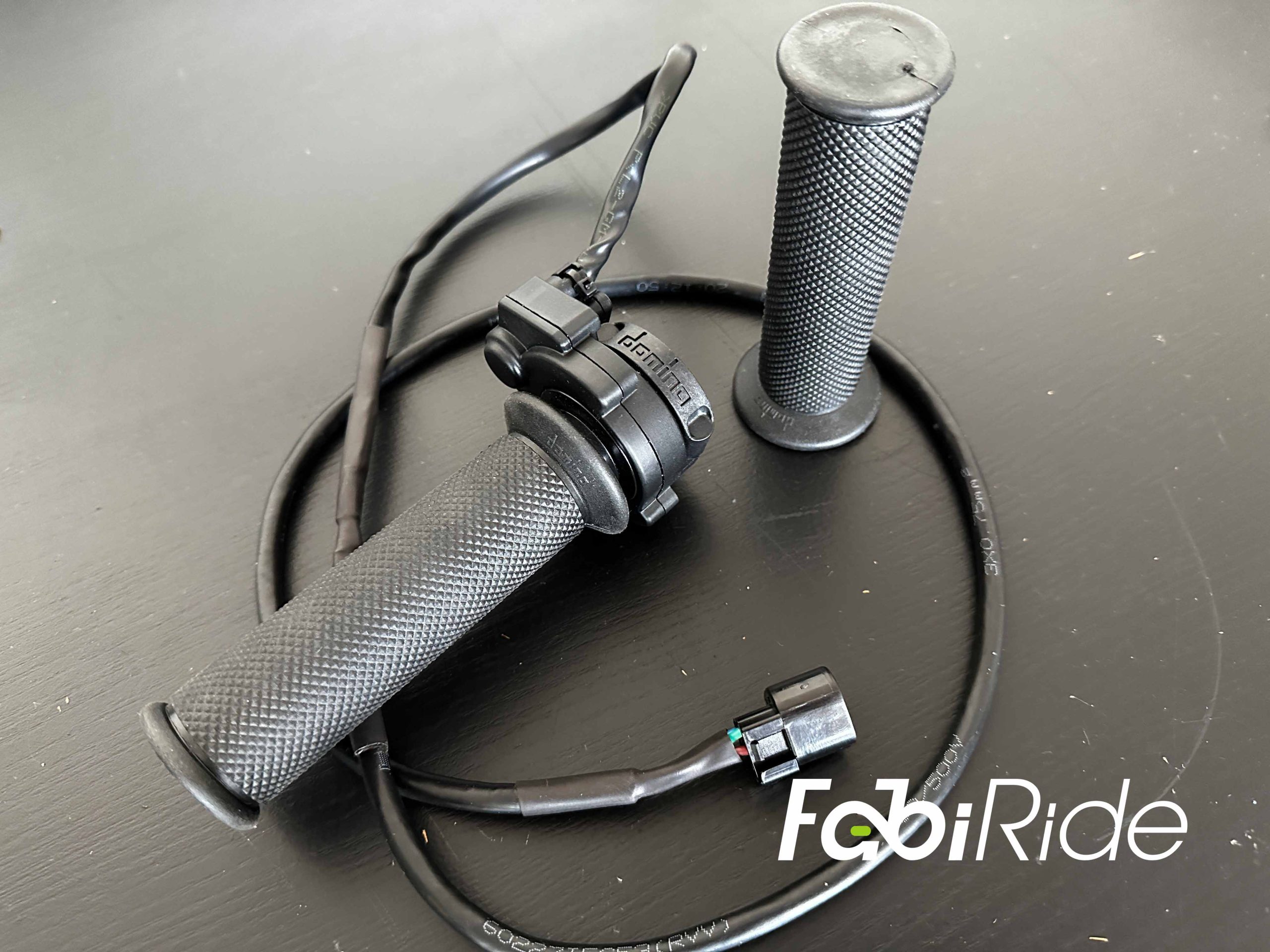 Domino throttle Sur-ron - Talaria - Bafang - Higo 3pin - obrazek 2