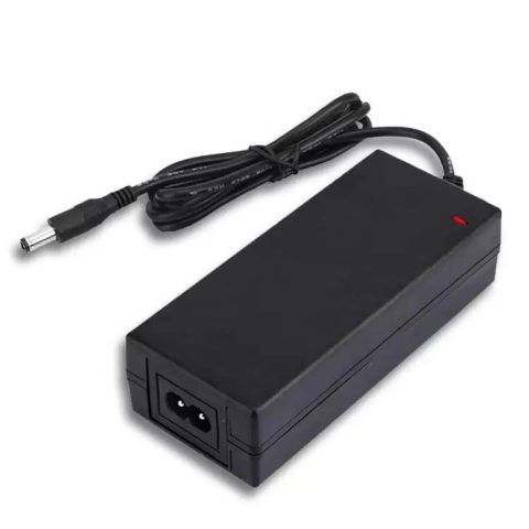 Ładowarka 12,6V 4,5A z diodą LED do akumulatorów rowerów elektrycznych