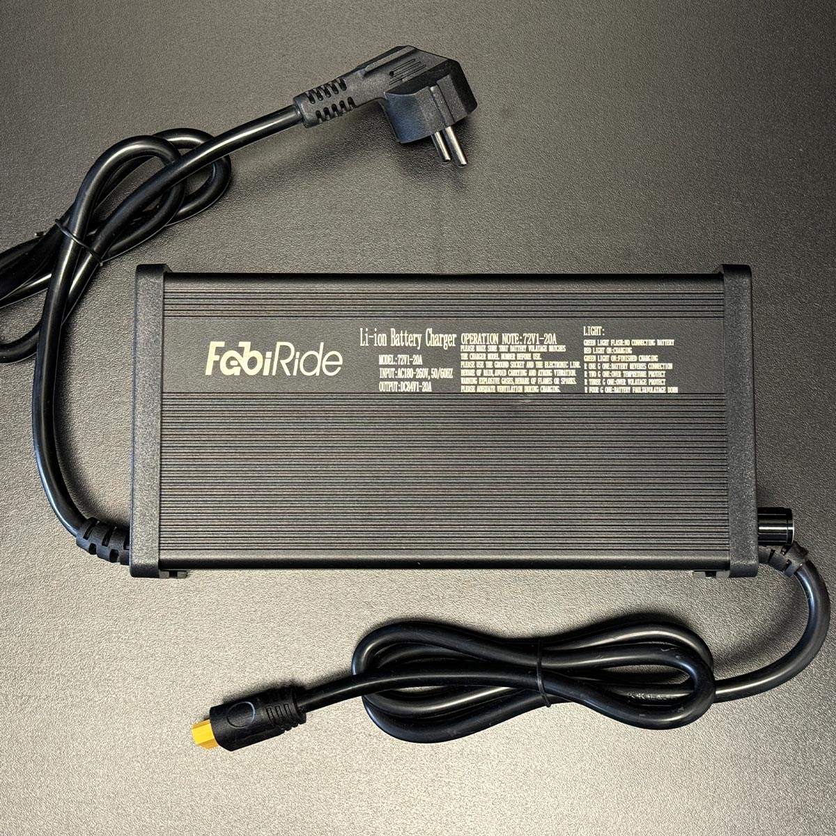 Chargeur 60V 20A réglable pour batteries Li-ion 16S Sur-Ron et Talaria