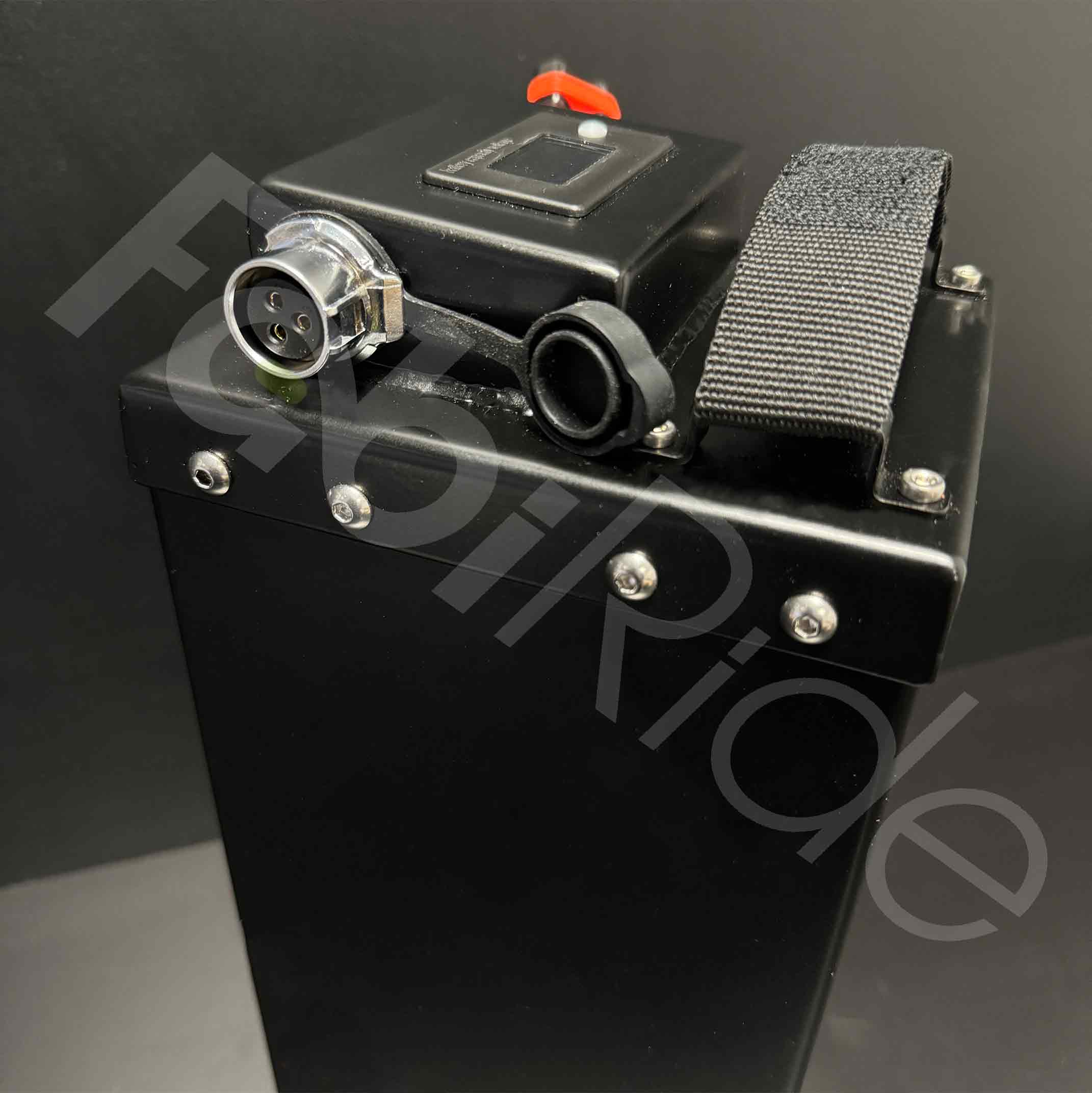 Metalinė 38 cm akumuliatoriaus dėžė su nuimamu dangčiu Sur-Ron Light Bee motociklui