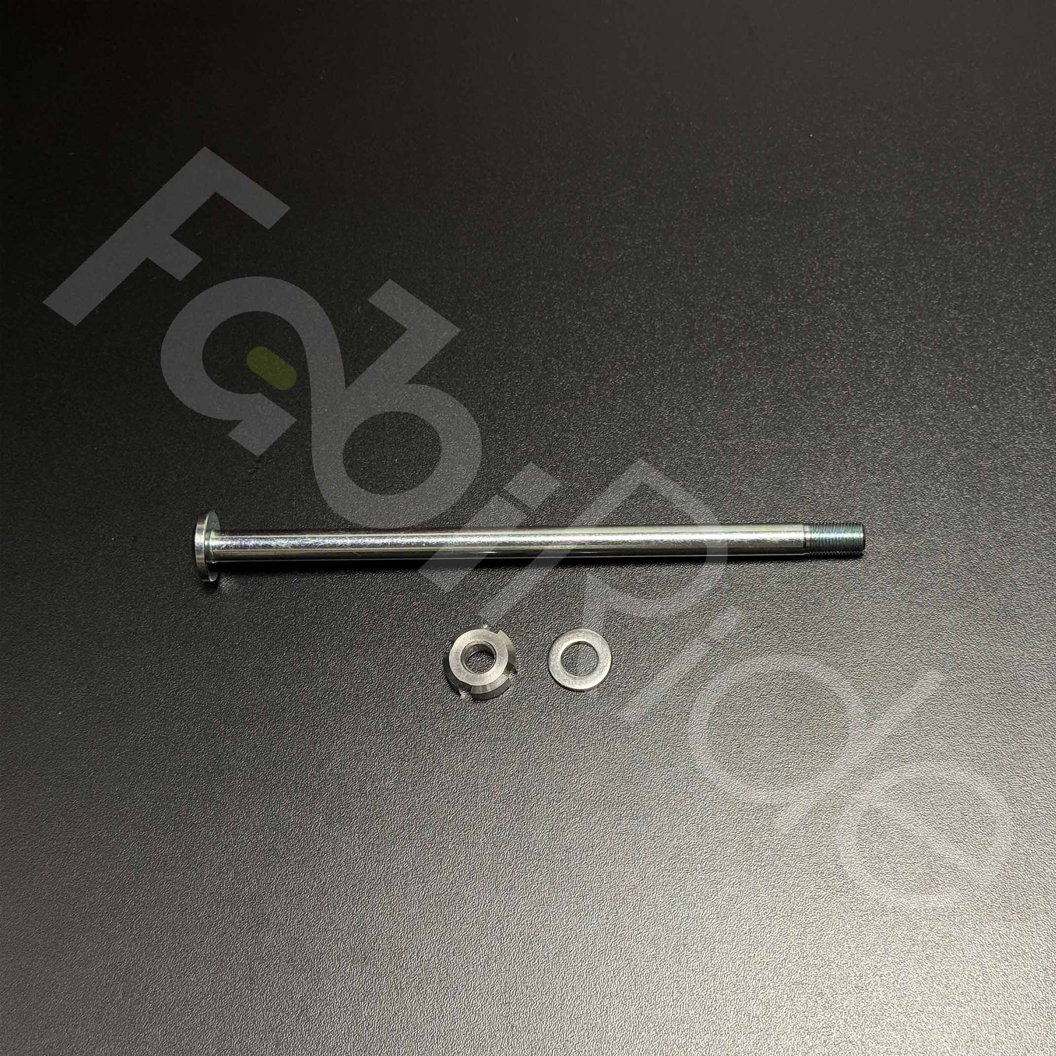 Sur-Ron Light Bee jackshaft apatinė ašis, metalinis tarpinis velenas su guolių sėdimo paviršiais, artimas vaizdas